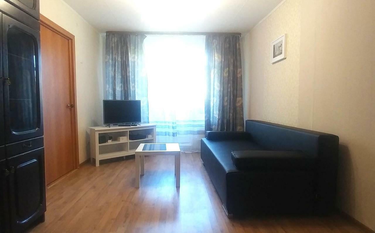 Dwuszka Na Novyh Cheremuszkah Apartment Moskow Bagian luar foto